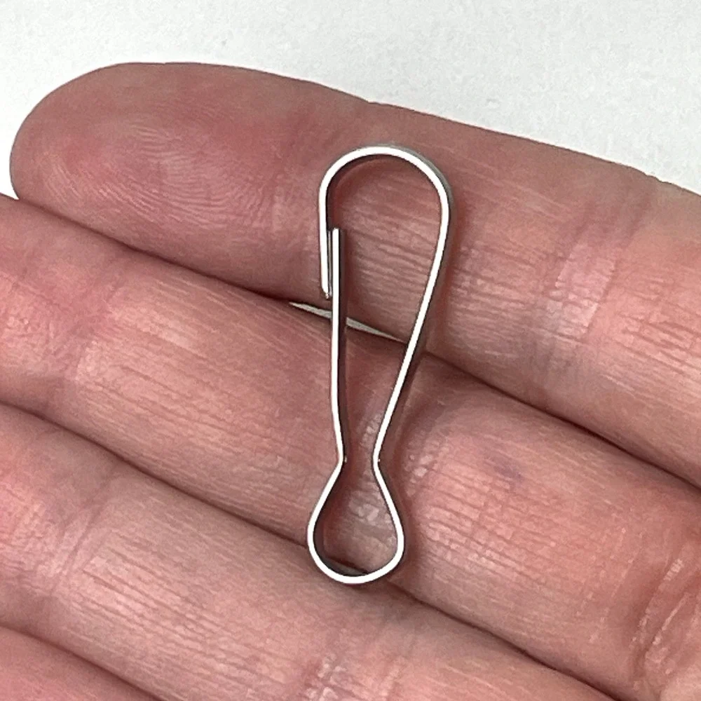100 pcs Small Metal J Hook Spring Clips for DIY Lanyards Keychains  1.25